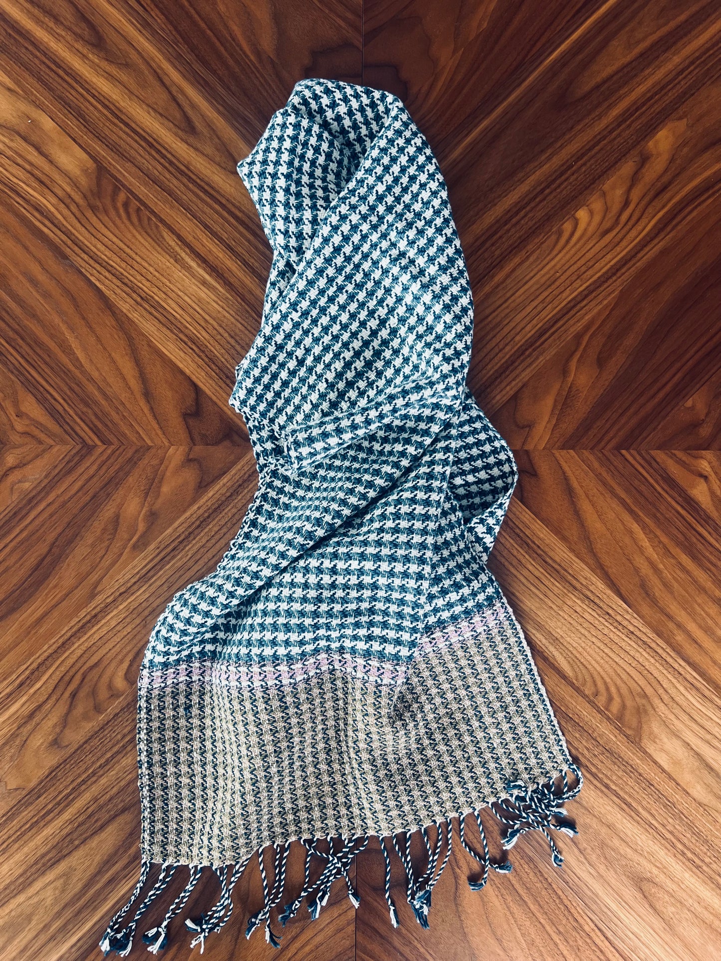 Baan de Sol Handspun Scarves