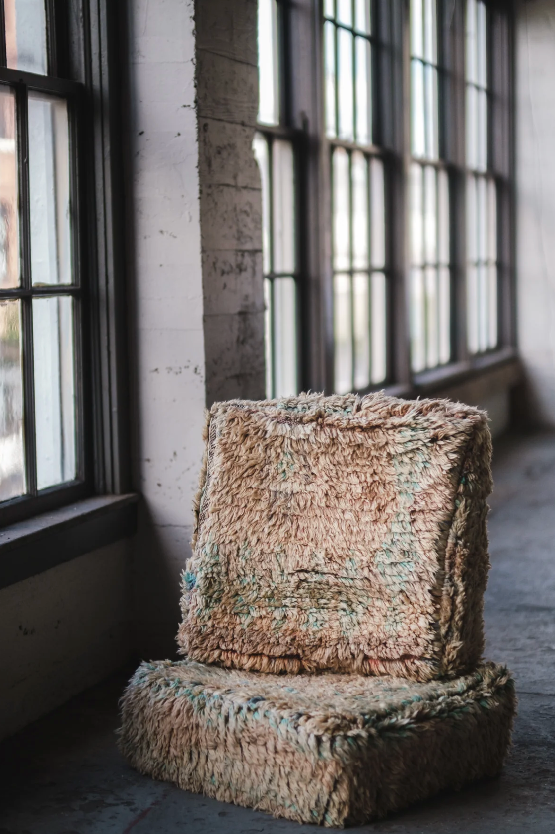 FIREFLY 2 FLOOR CUSHION