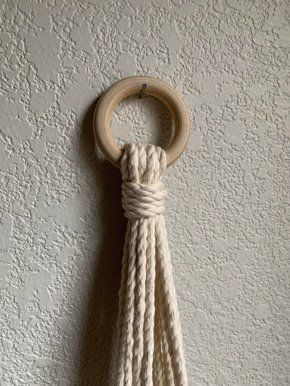 Vega Plant Hanger
