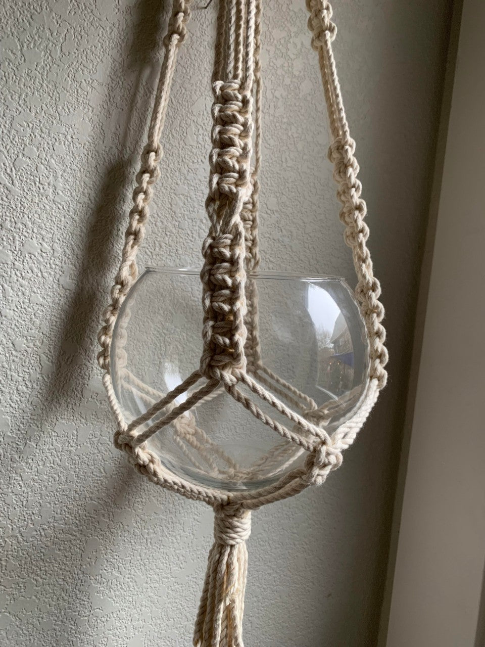 Vega Plant Hanger