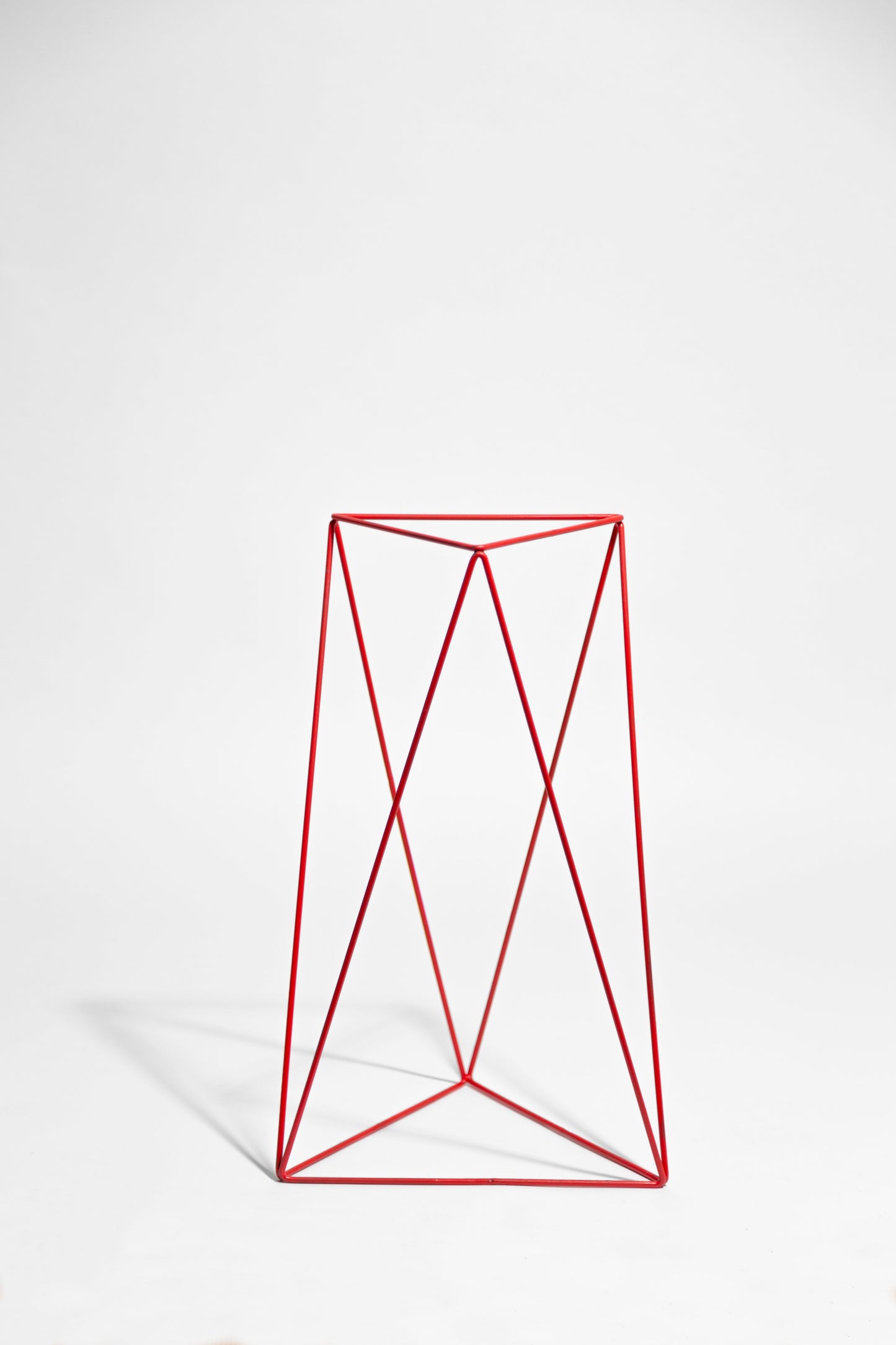 Tri Quad 22" Plant Stand