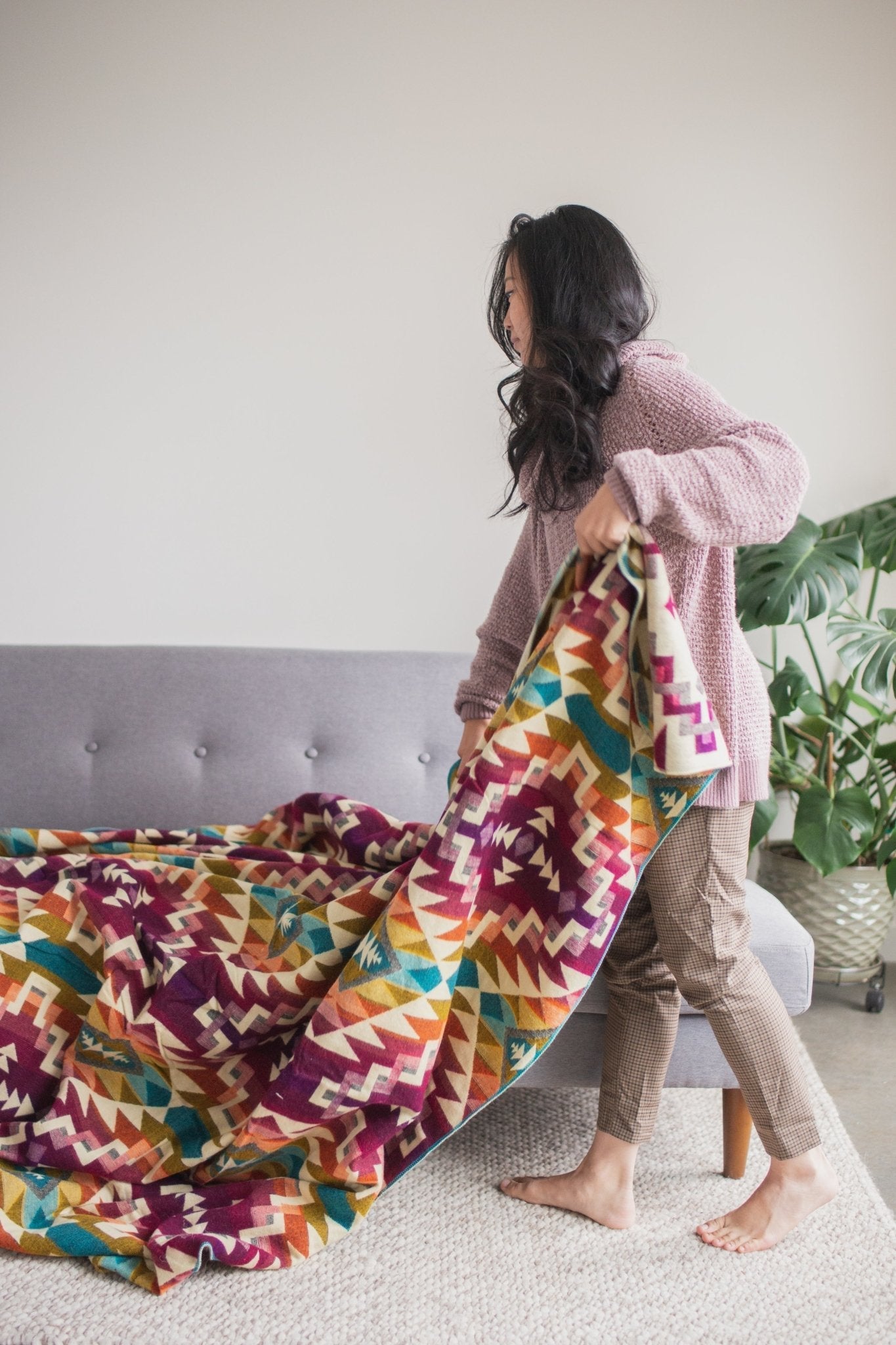 Ecuadorian Blanket Pink - Modern Myth Decor