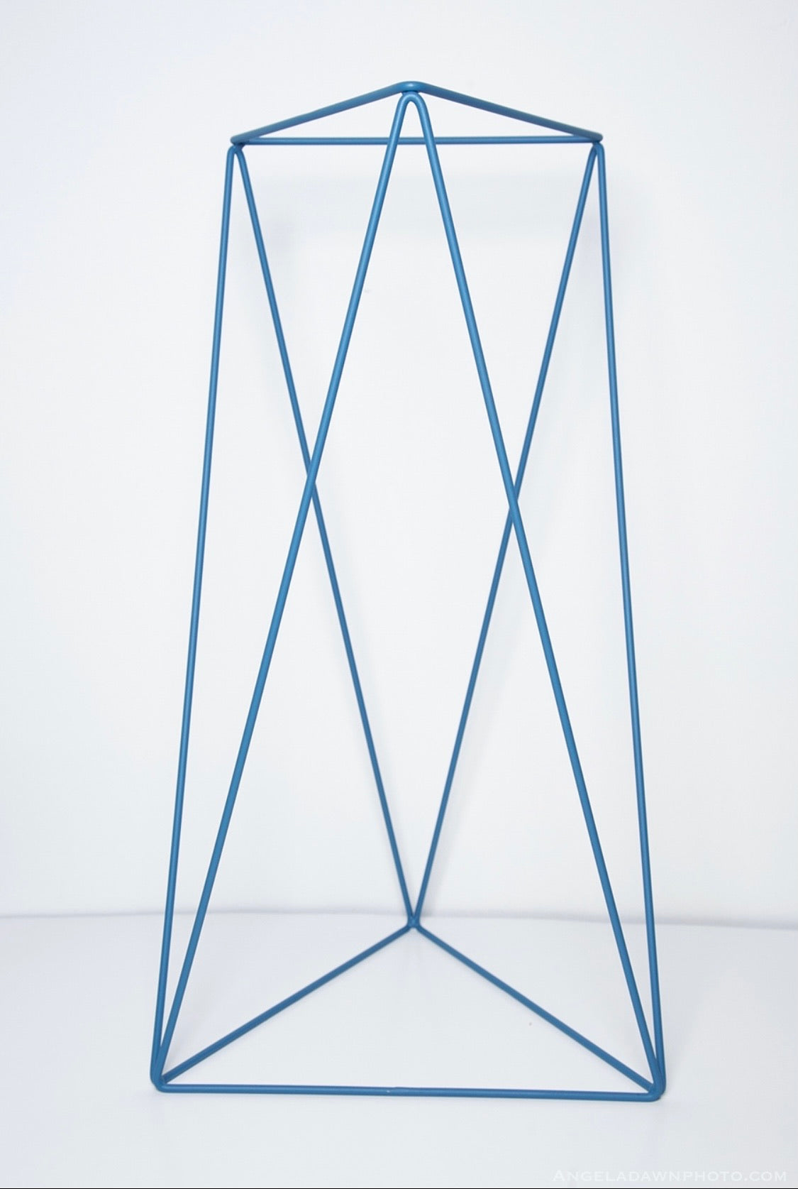 Tri Quad 22" Plant Stand