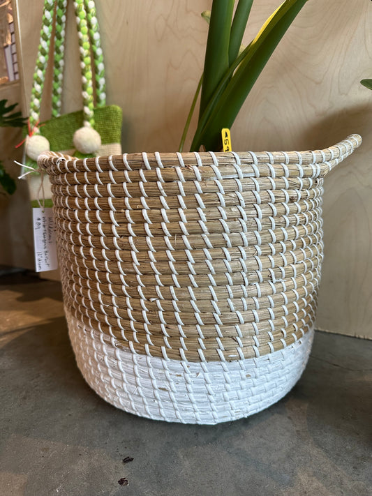 White and seagrass basket - 12”