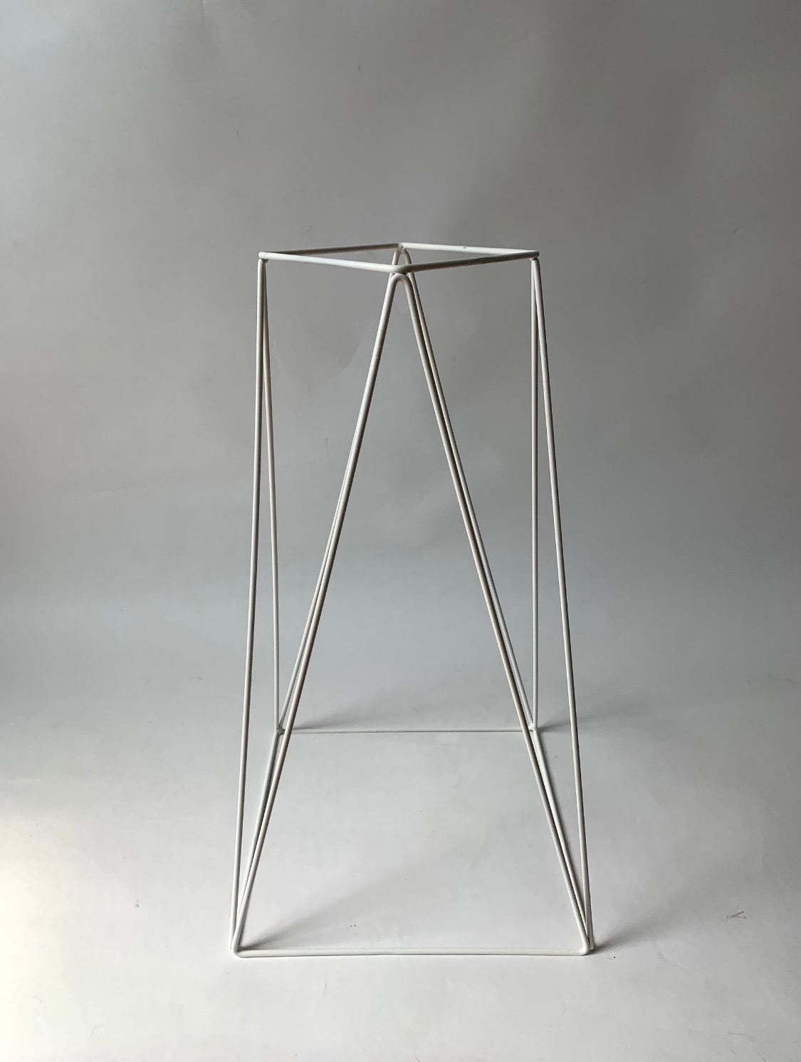 Tall Boy 22" Plant Stand